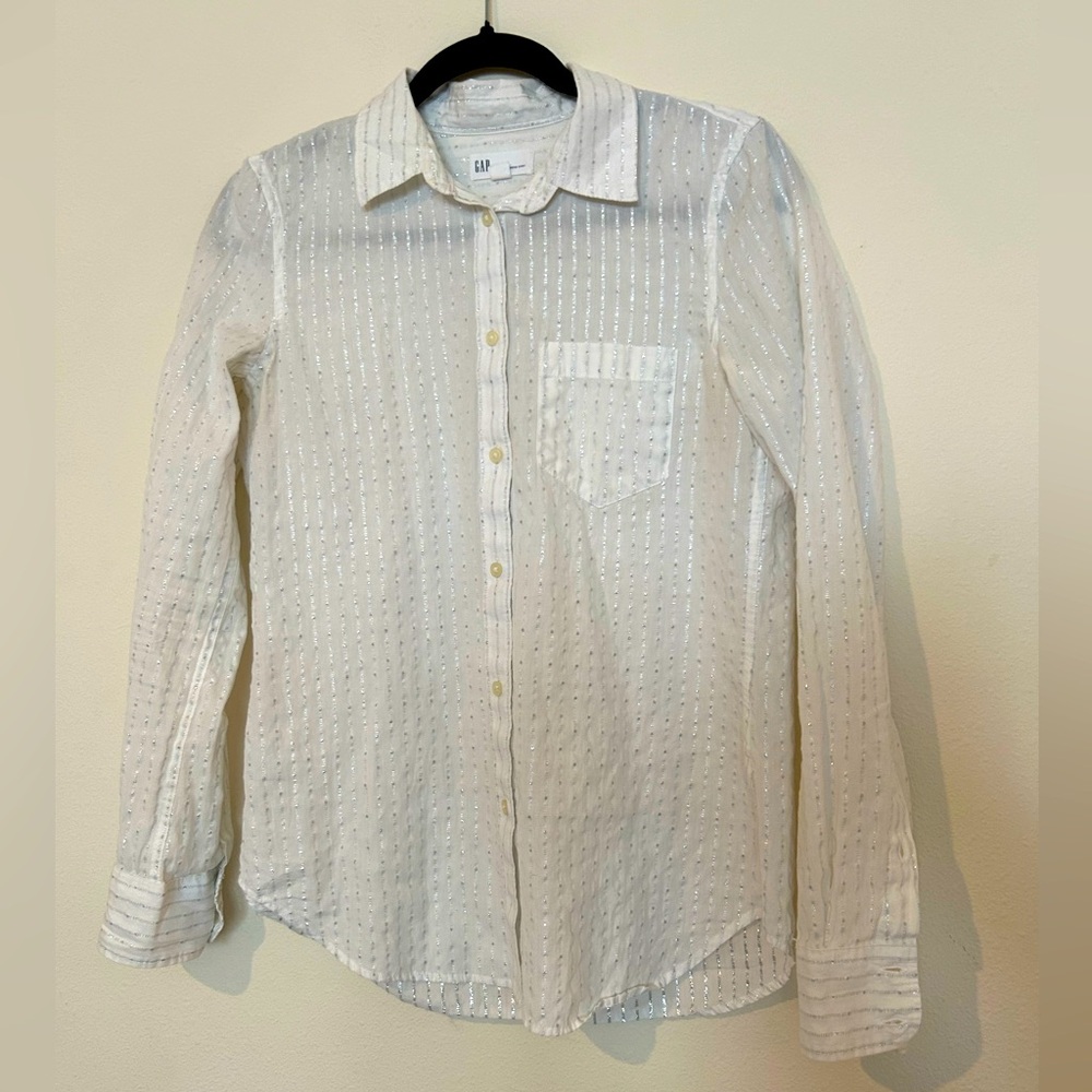GAP White Fitted Boyfriend Button Down with Silver Stripes
